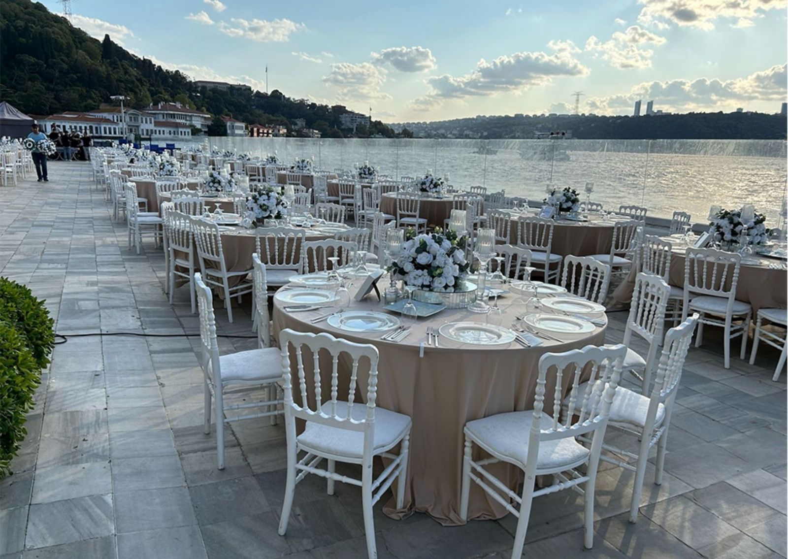 Derince Bistro Masa Sandalye Kiralama